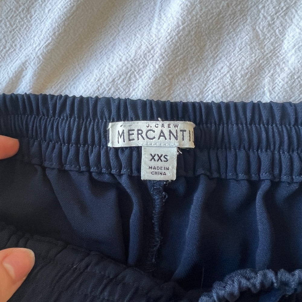 Drawstring shorts - Picture 4 of 5